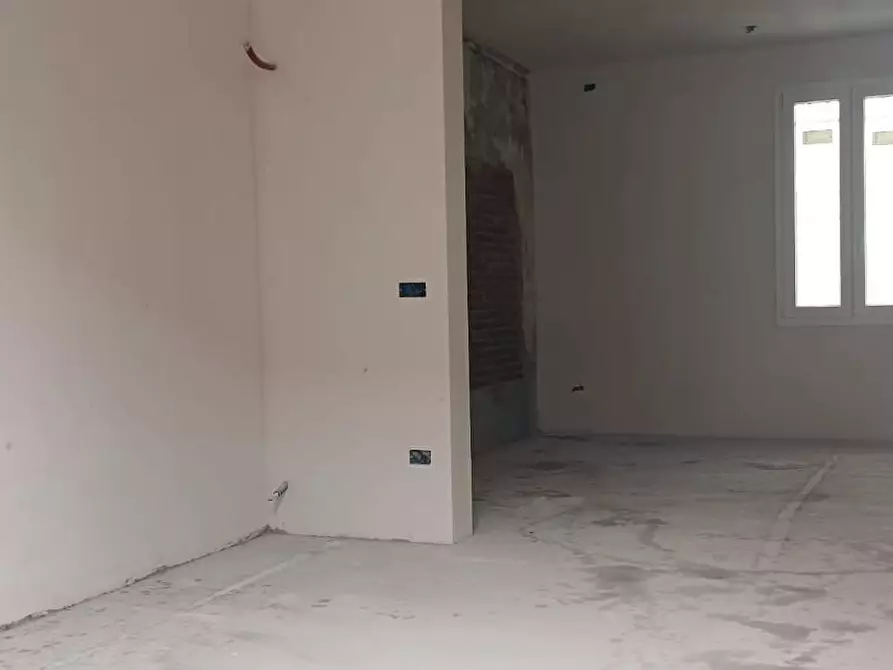 Immagine 9 di Terratetto in vendita  a Cascina