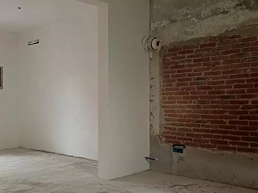 Immagine 11 di Terratetto in vendita  a Cascina