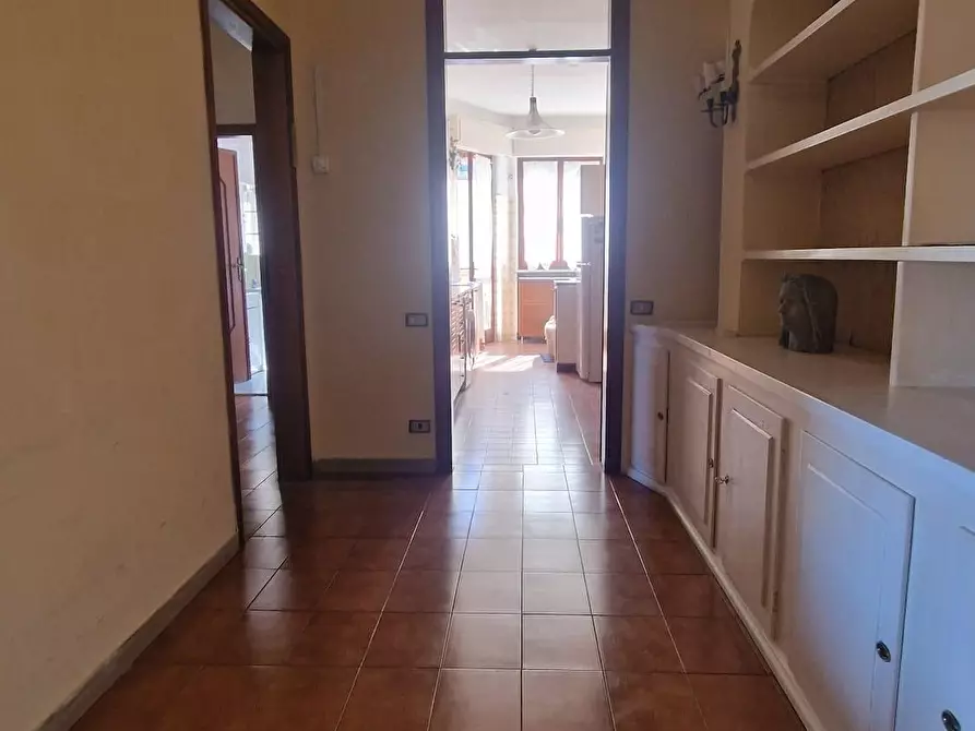 Immagine 9 di Appartamento in vendita  a Carrara