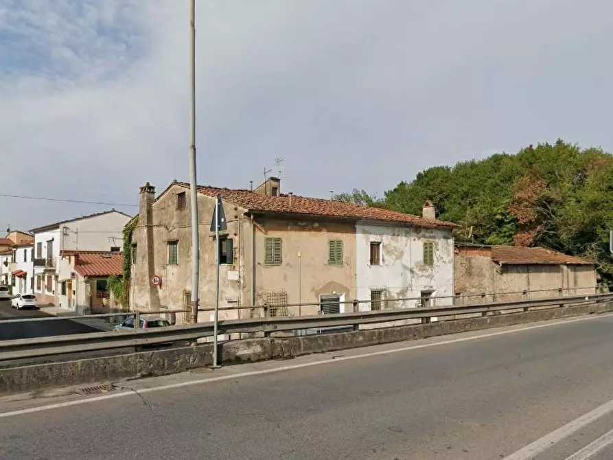 Immagine 1 di Appartamento in vendita  a Pisa