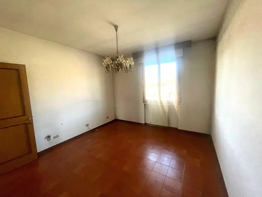 Immagine 10 di Appartamento in vendita  a Capannori