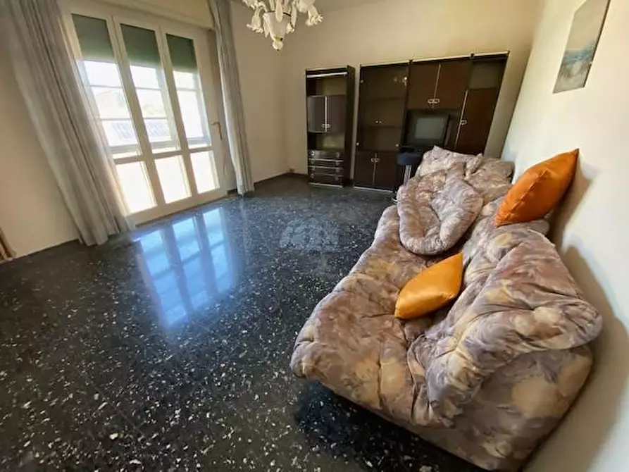 Immagine 2 di Appartamento in vendita  a Pisa