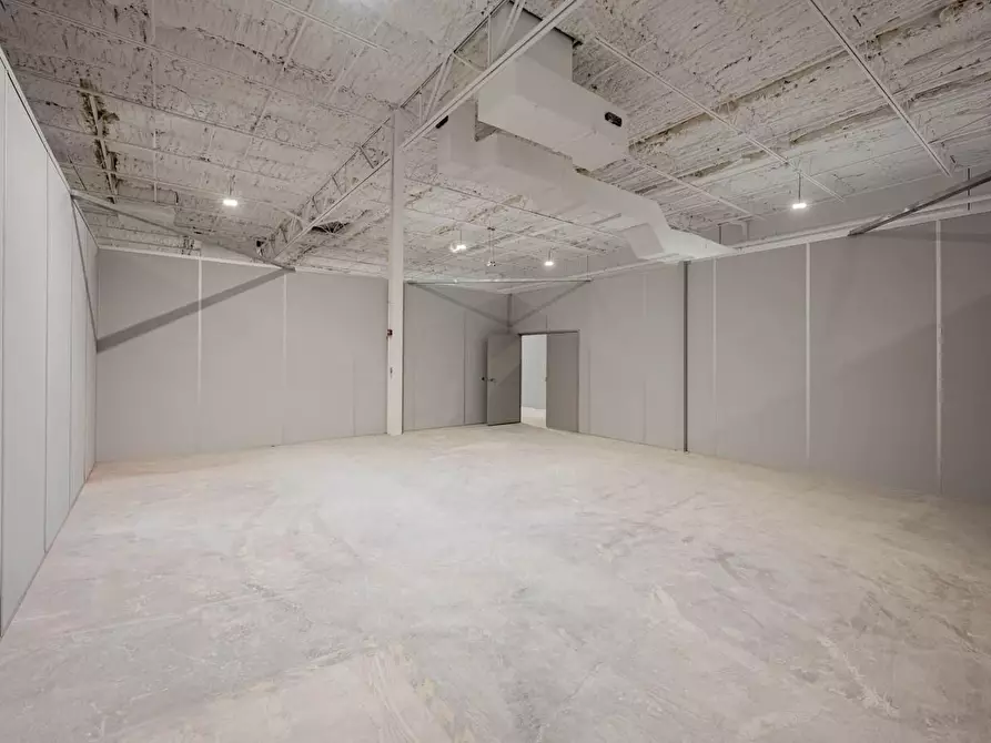 Immagine 15 di Terreno industriale in vendita  a Borgo A Mozzano