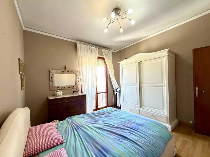 Immagine 24 di Appartamento in vendita  a Lucca