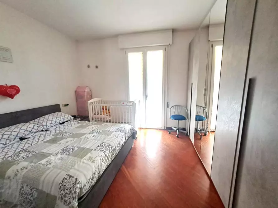 Immagine 9 di Appartamento in vendita  a Massa