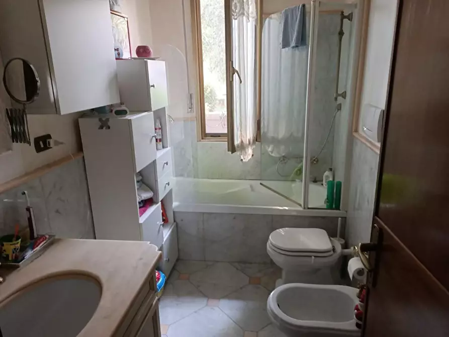 Immagine 12 di Appartamento in vendita  a Massa