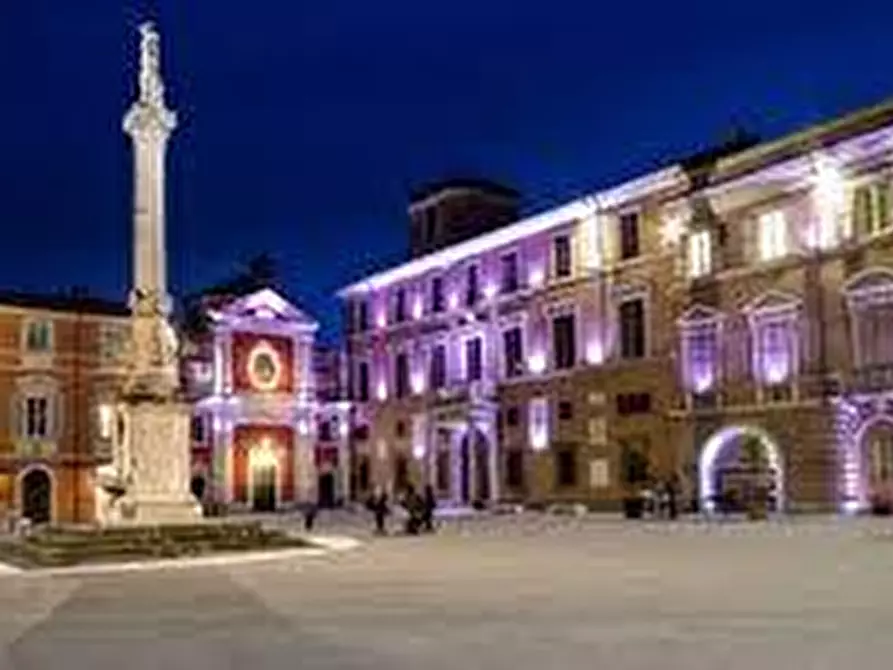 Immagine 18 di Appartamento in vendita  a Massa