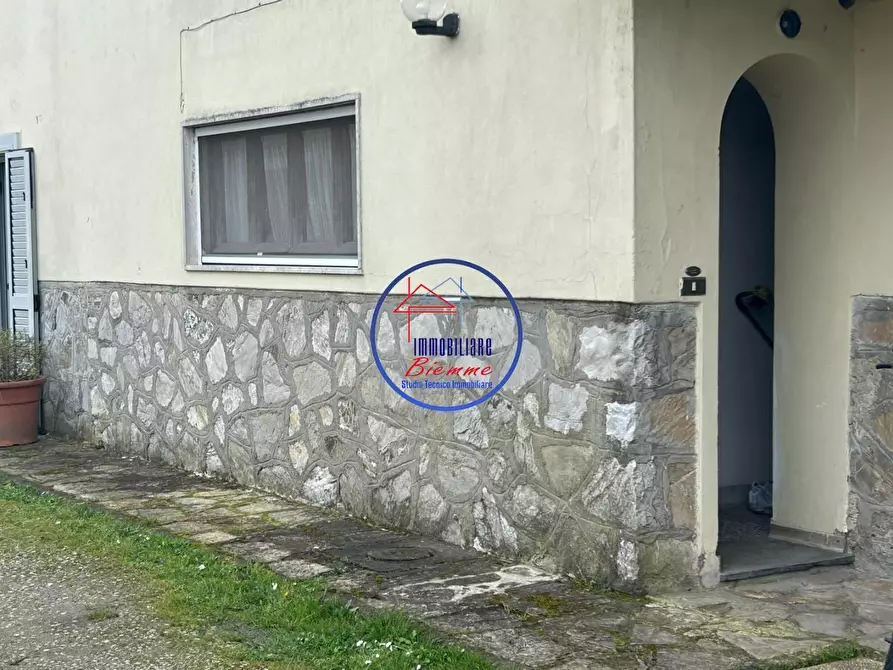 Immagine 4 di Casa semindipendente in vendita  a Lucca