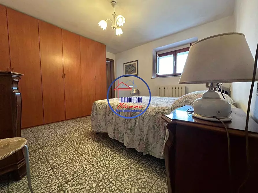 Immagine 19 di Casa semindipendente in vendita  a Lucca