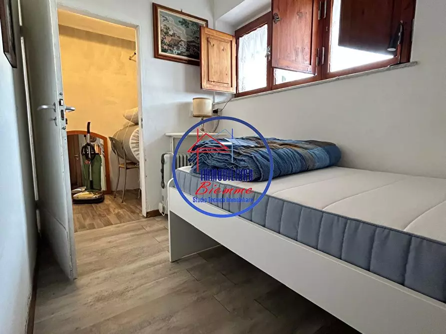 Immagine 20 di Casa semindipendente in vendita  a Lucca