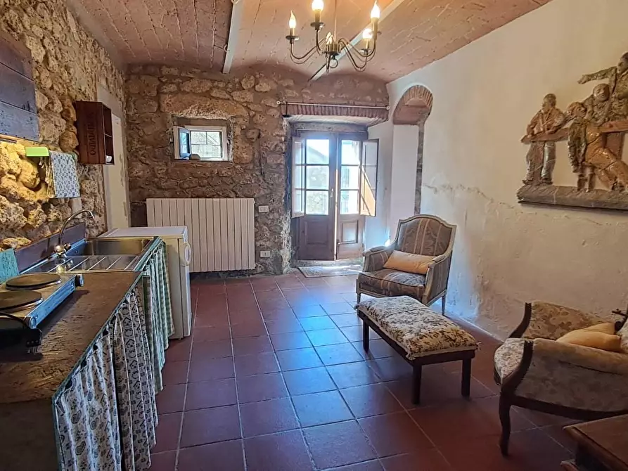 Immagine 6 di Appartamento in vendita  a Casale Marittimo