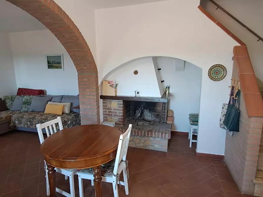 Immagine 14 di Appartamento in vendita  a Casale Marittimo