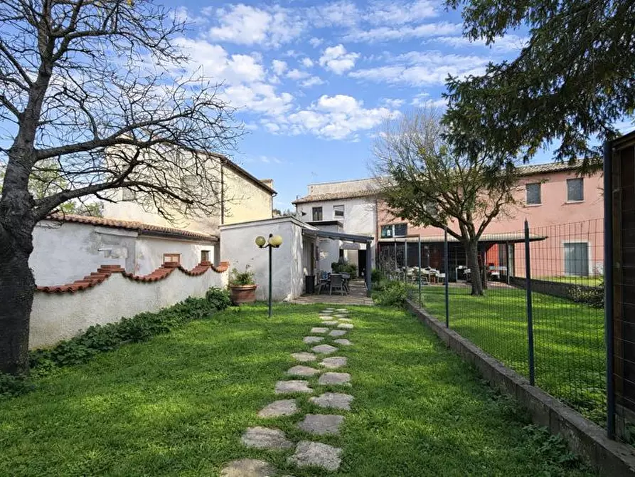 Immagine 14 di Terratetto in vendita  a Cascina