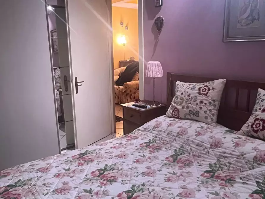 Immagine 18 di Appartamento in vendita  a Lucca