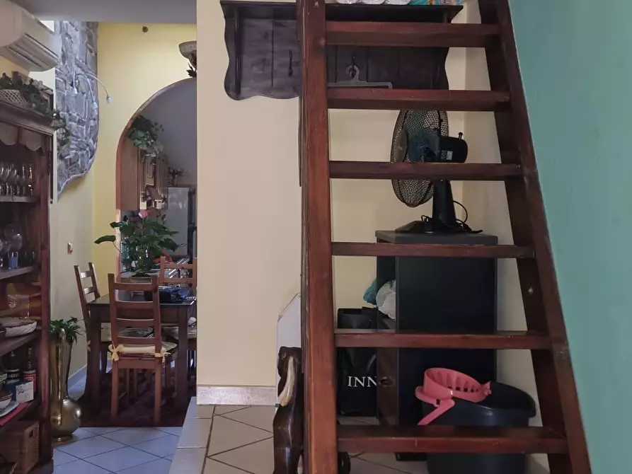 Immagine 22 di Appartamento in vendita  a Lucca