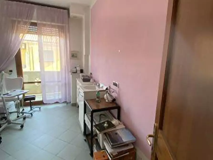 Immagine 6 di Appartamento in vendita  a Castelnuovo Magra