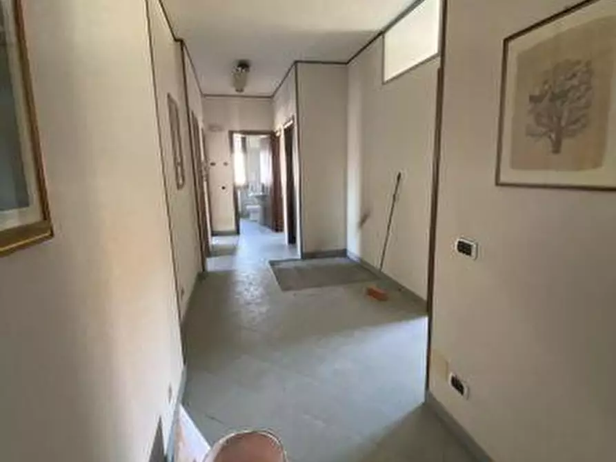 Immagine 5 di Appartamento in vendita  a Castelnuovo Magra