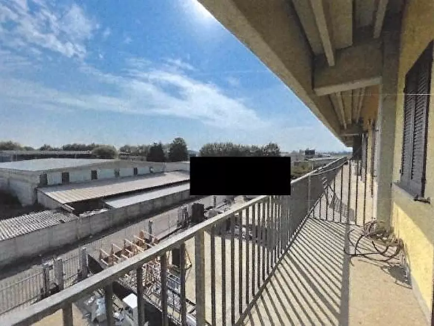 Immagine 5 di Ufficio in vendita  a Cura Carpignano