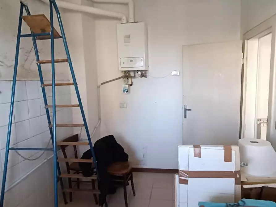 Immagine 9 di Appartamento in vendita  a Pisa