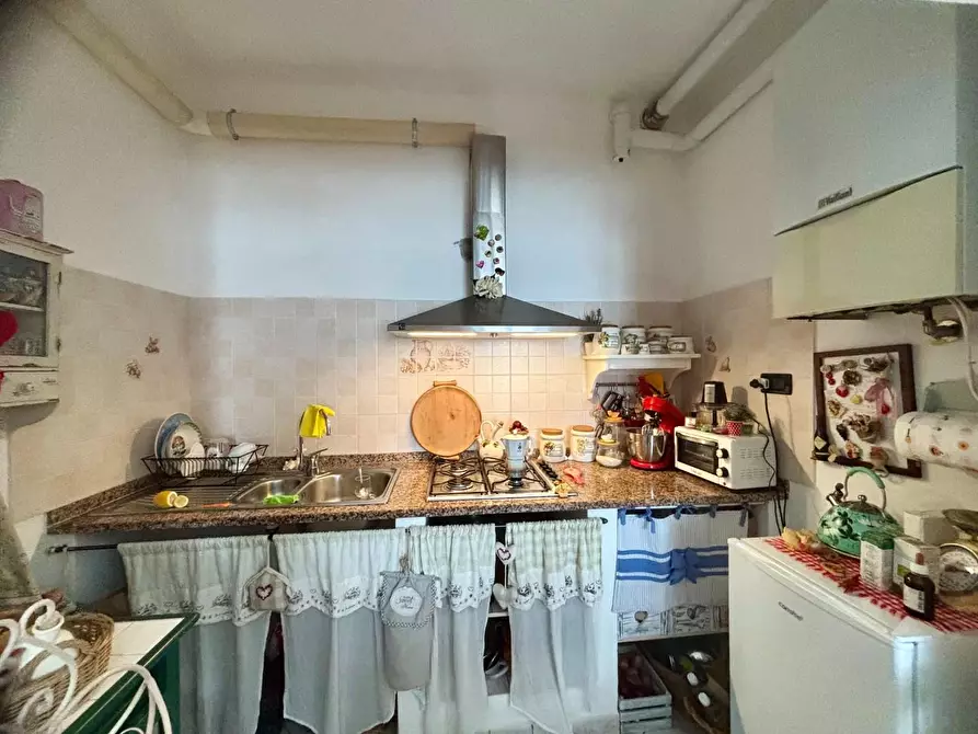 Immagine 4 di Appartamento in vendita  a Castellina Marittima