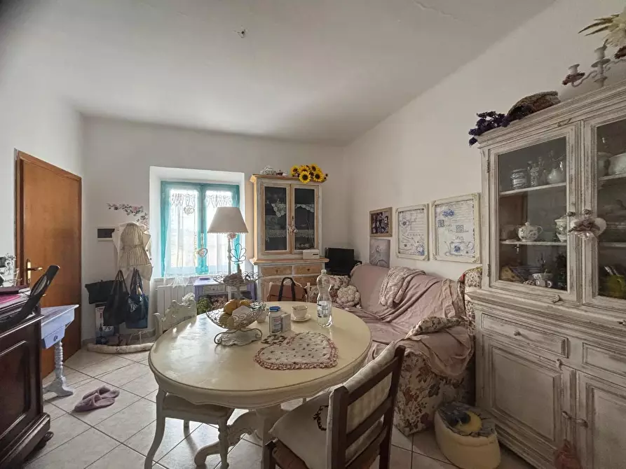Immagine 3 di Appartamento in vendita  a Castellina Marittima