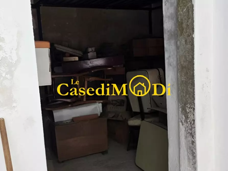 Immagine 7 di Locale commerciale in vendita  a Livorno