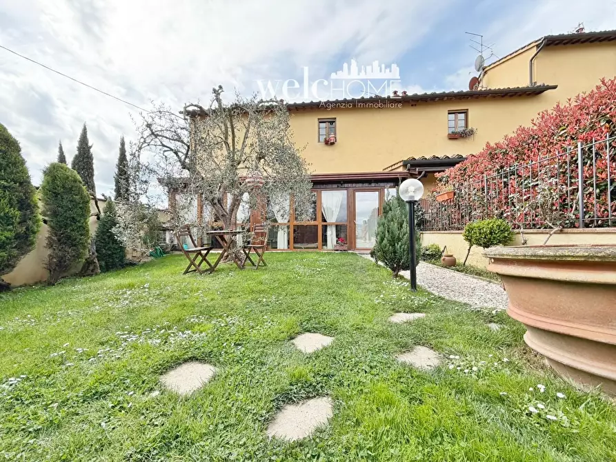 Immagine 22 di Appartamento in vendita  a Campi Bisenzio