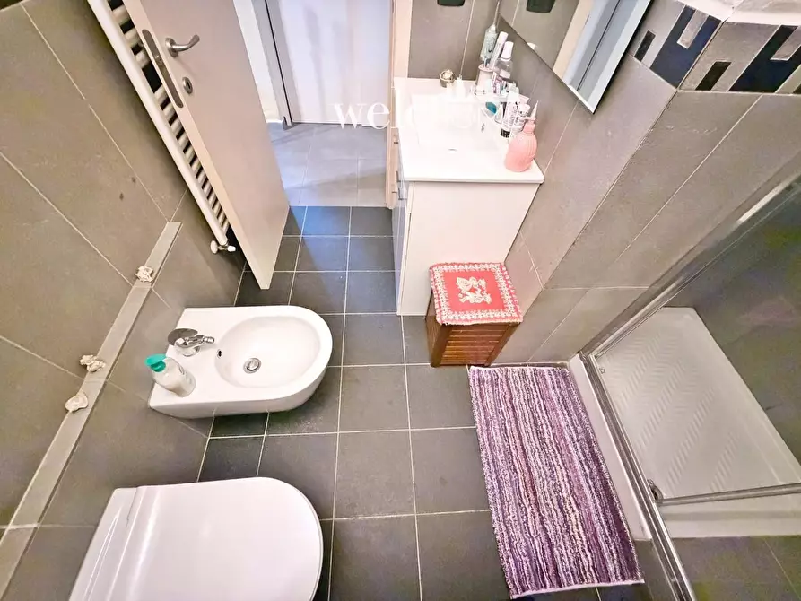 Immagine 38 di Appartamento in vendita  a Campi Bisenzio