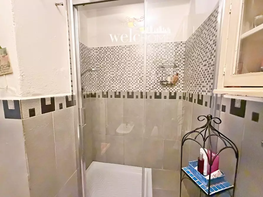 Immagine 20 di Appartamento in vendita  a Campi Bisenzio