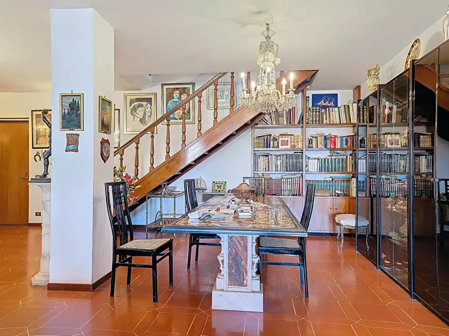 Immagine 5 di Mansarda in vendita  a Pisa