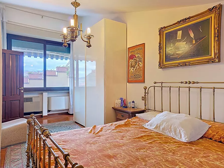 Immagine 8 di Mansarda in vendita  a Pisa