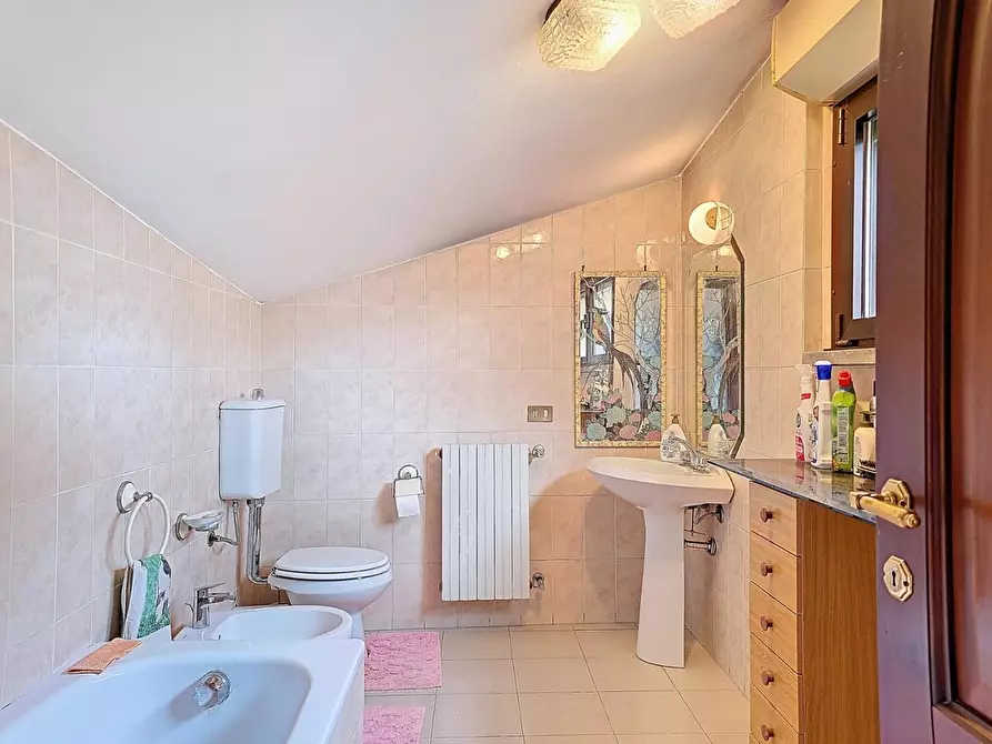 Immagine 23 di Mansarda in vendita  a Pisa