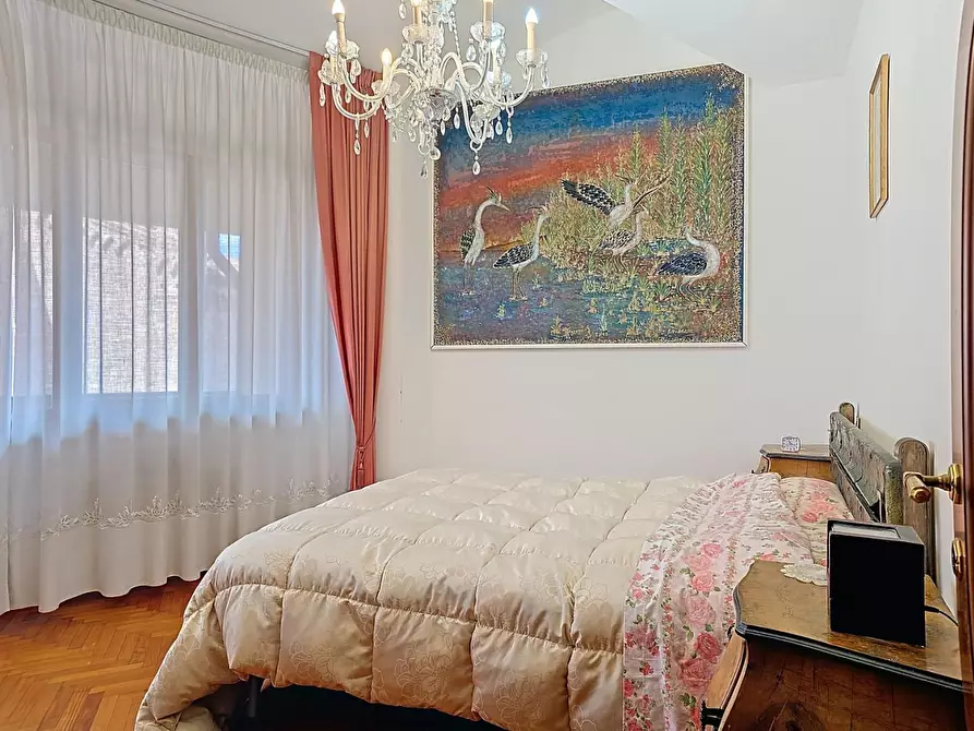 Immagine 17 di Mansarda in vendita  a Pisa