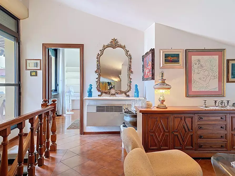 Immagine 40 di Mansarda in vendita  a Pisa