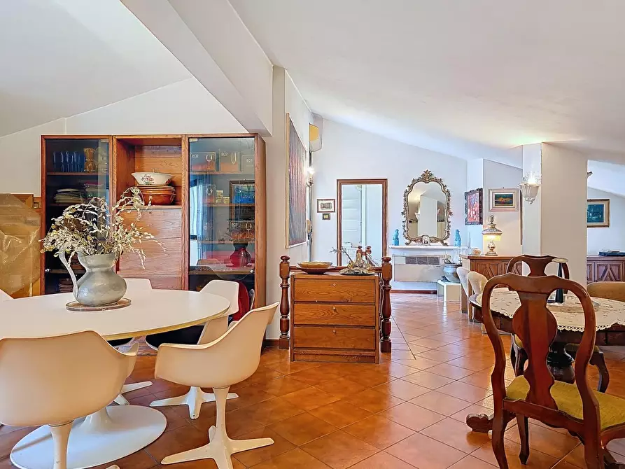 Immagine 22 di Mansarda in vendita  a Pisa