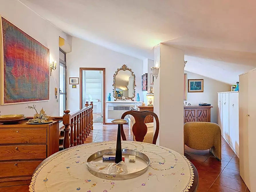 Immagine 18 di Mansarda in vendita  a Pisa