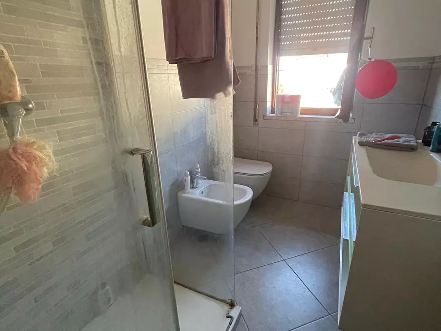 Immagine 5 di Appartamento in vendita  a Ortonovo