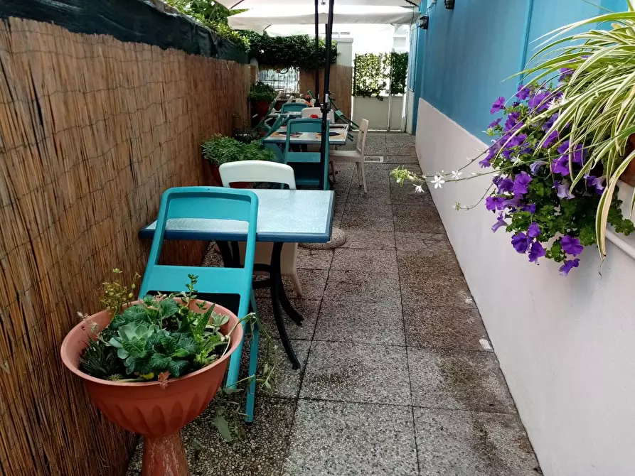 Immagine 7 di Bar / Ristorante in vendita  a Pontedera