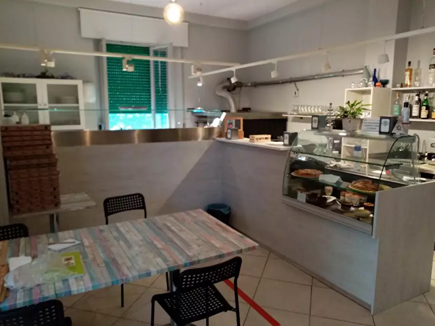Immagine 5 di Bar / Ristorante in vendita  a Pontedera