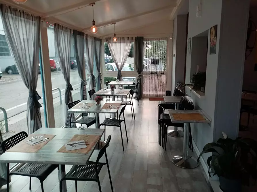 Immagine 1 di Bar / Ristorante in vendita  a Pontedera