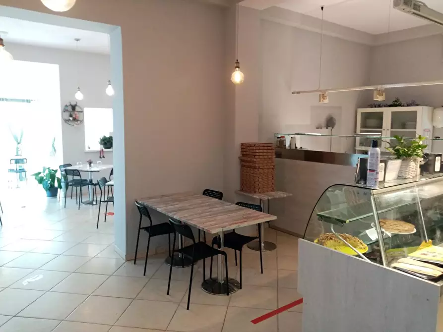 Immagine 4 di Bar / Ristorante in vendita  a Pontedera