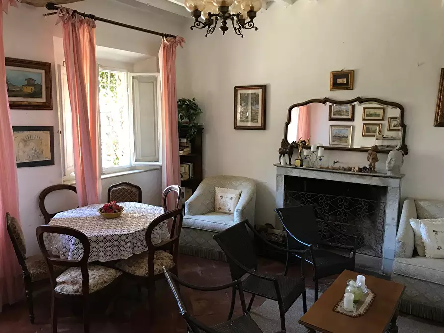 Immagine 12 di Casa colonica in vendita  a Calci