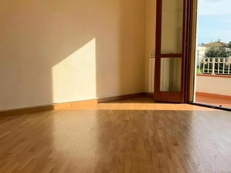 Immagine 12 di Casa bifamiliare in vendita  a San Giuliano Terme