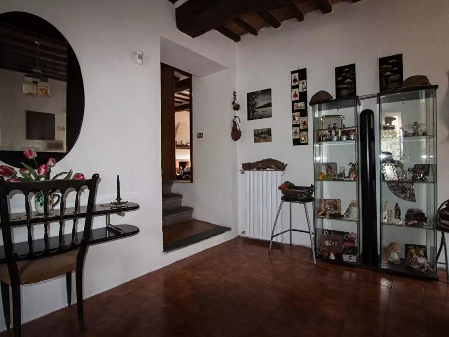 Immagine 4 di Rustico / casale in vendita  a Calci