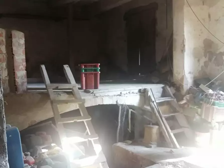 Immagine 10 di Rustico / casale in vendita  a Calci