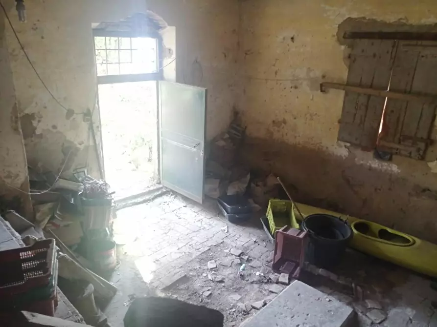 Immagine 12 di Rustico / casale in vendita  a Calci