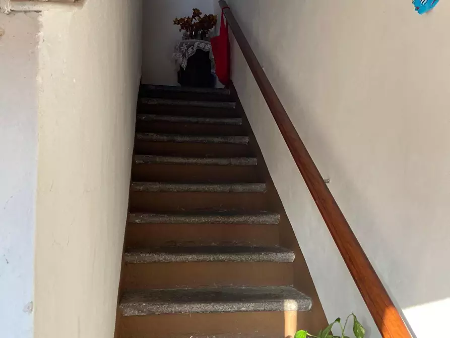 Immagine 29 di Palazzo in vendita  a Calci