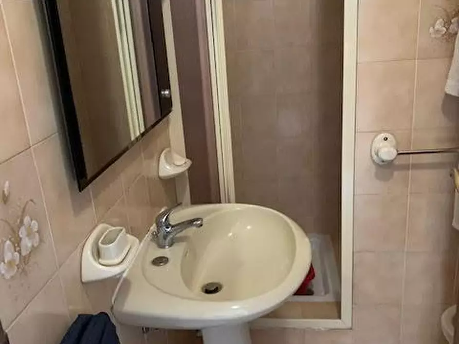 Immagine 12 di Villa in vendita  a Calci