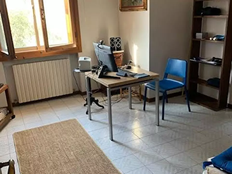 Immagine 11 di Villa in vendita  a Calci