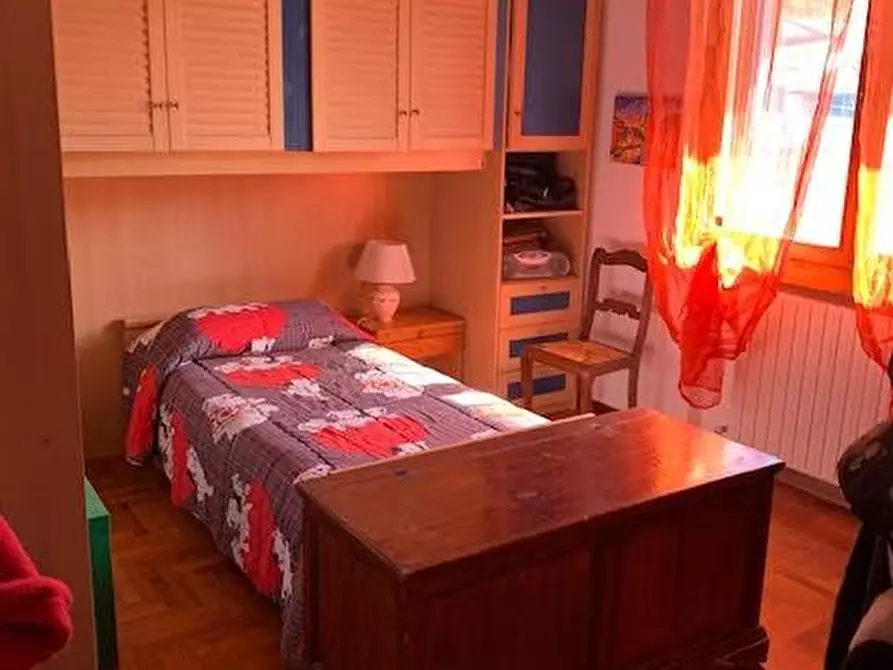 Immagine 16 di Villa in vendita  a Calci